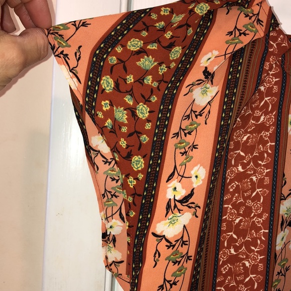 SOLD!   Lauren Conrad Blouse! Size Xl! 🥰 - Picture 3 of 6